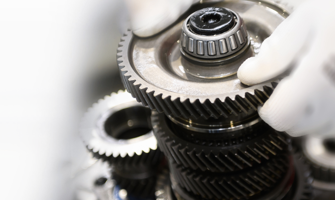 从人工搬运到智慧协同——jinnianhui.com无人叉车在发动机制造企业的创新应用